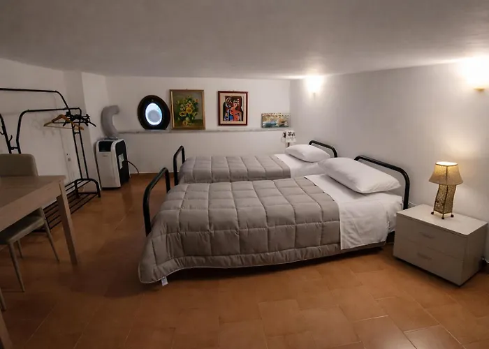 A Due Passi Dal Teatro Massimo * Palermo