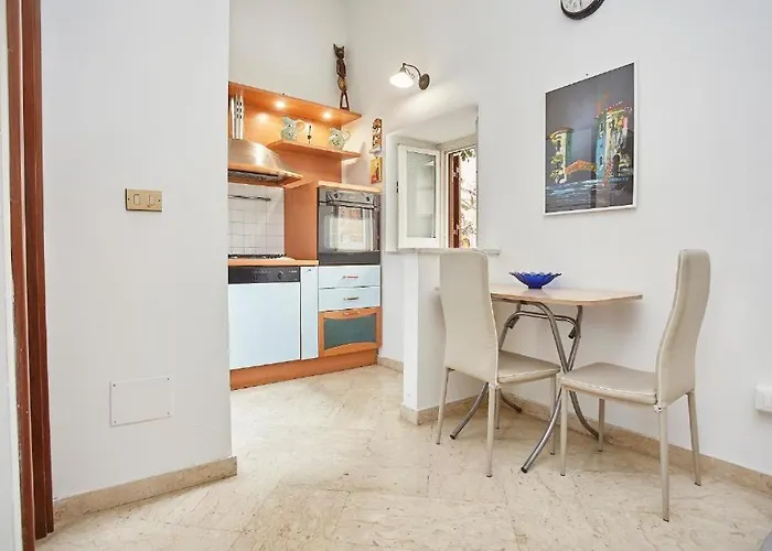 Vakantiehuis A Due Passi Dal Teatro Massimo Palermo