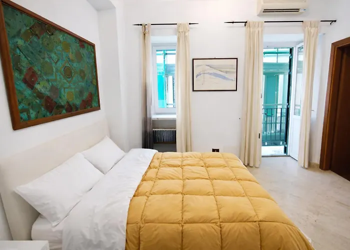 A Due Passi Dal Teatro Massimo *