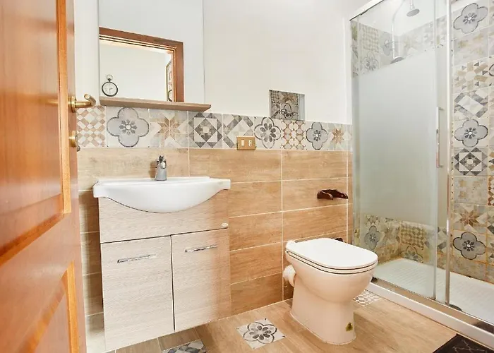 A Due Passi Dal Teatro Massimo Palermo